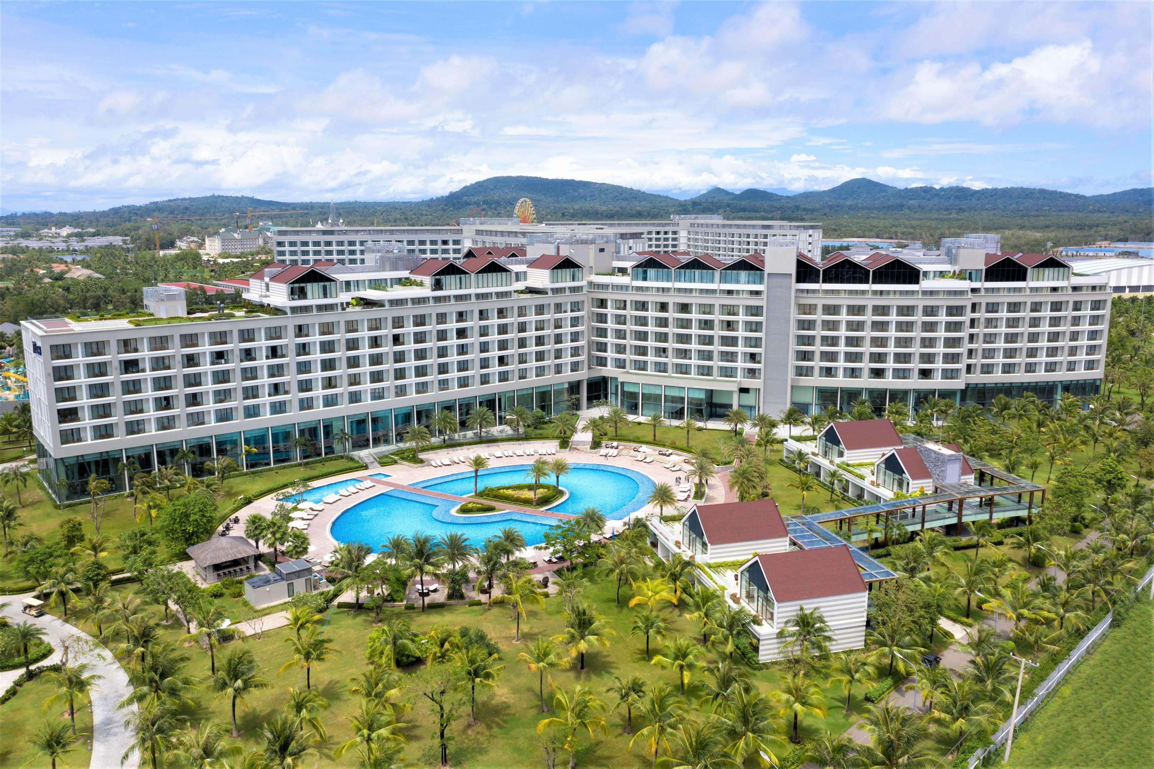 Radisson Blu Resort Phu Quoc Dış mekan fotoğraf Vinpearl Hotel Nha Trang