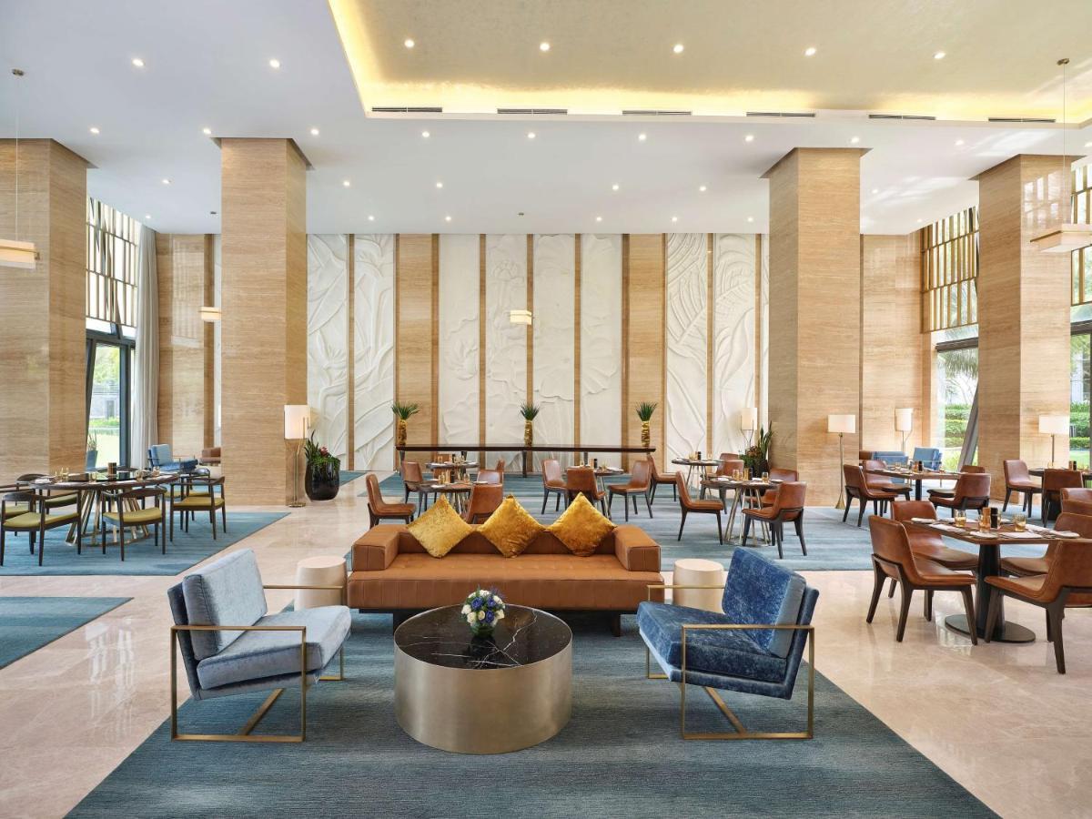 Radisson Blu Resort Phu Quoc Dış mekan fotoğraf The lobby of the hotel